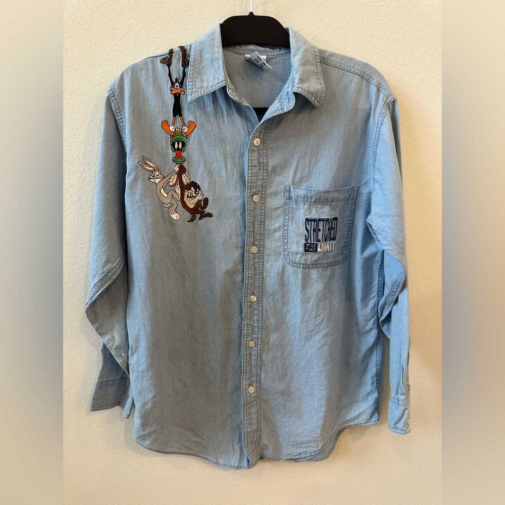 Vintage Warner Bros. Looney Toons “Stretched to the Limit” Denim Long Sleeve